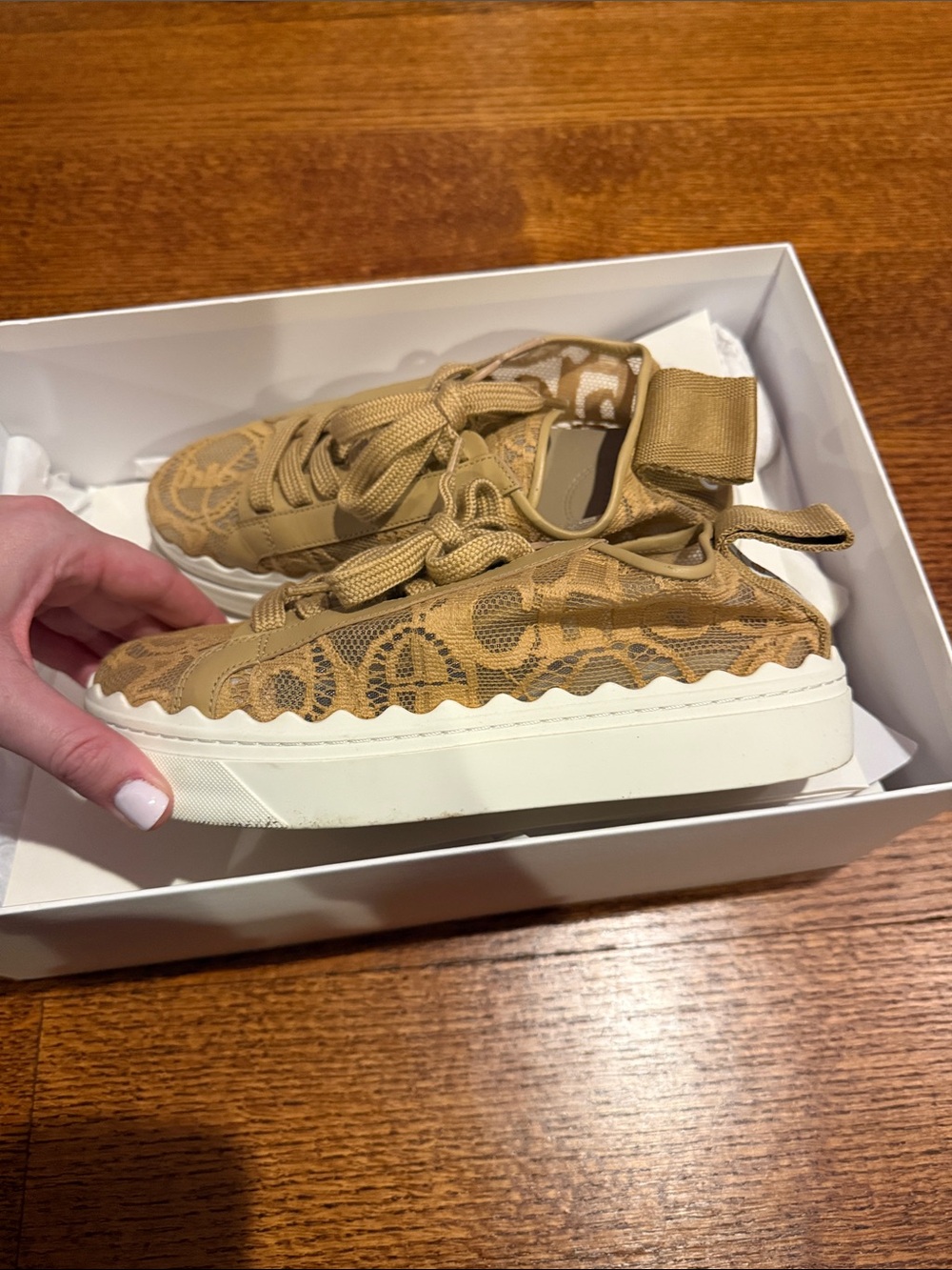 Chloe Lauren biscotti beige sneakers